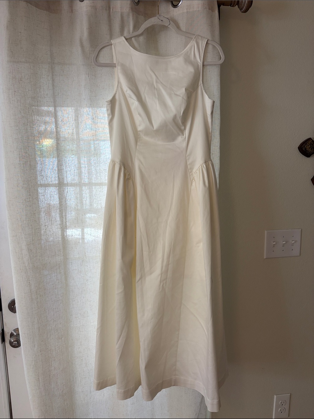 Avec Les Filles Cream Sleeveless Maxi Dress